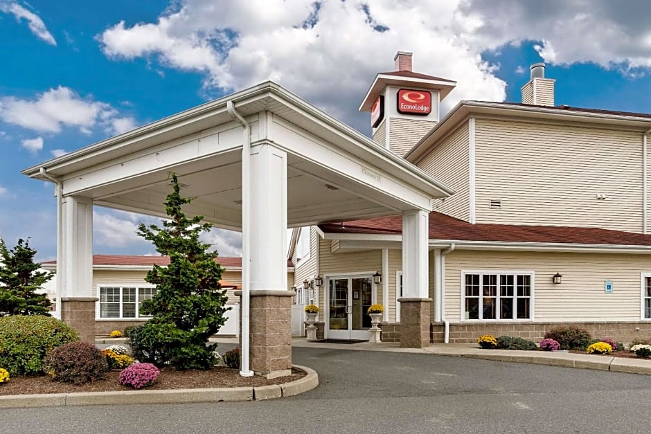 Econo Lodge Hadley near University