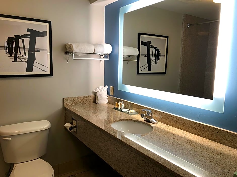 La Quinta Inn & Suites by Wyndham Panama City Beach