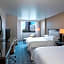 Sheraton Norfolk Waterside Hotel