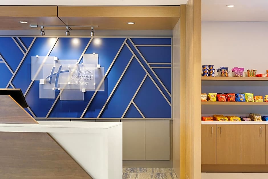 Holiday Inn Express And Suites Port Washington