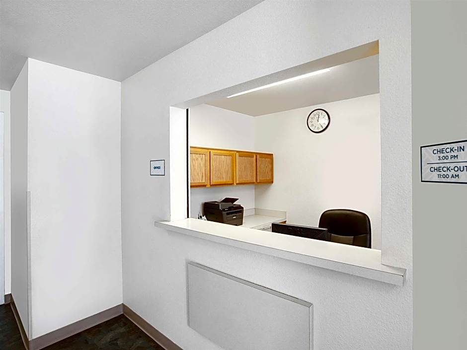 WoodSpring Suites Denton