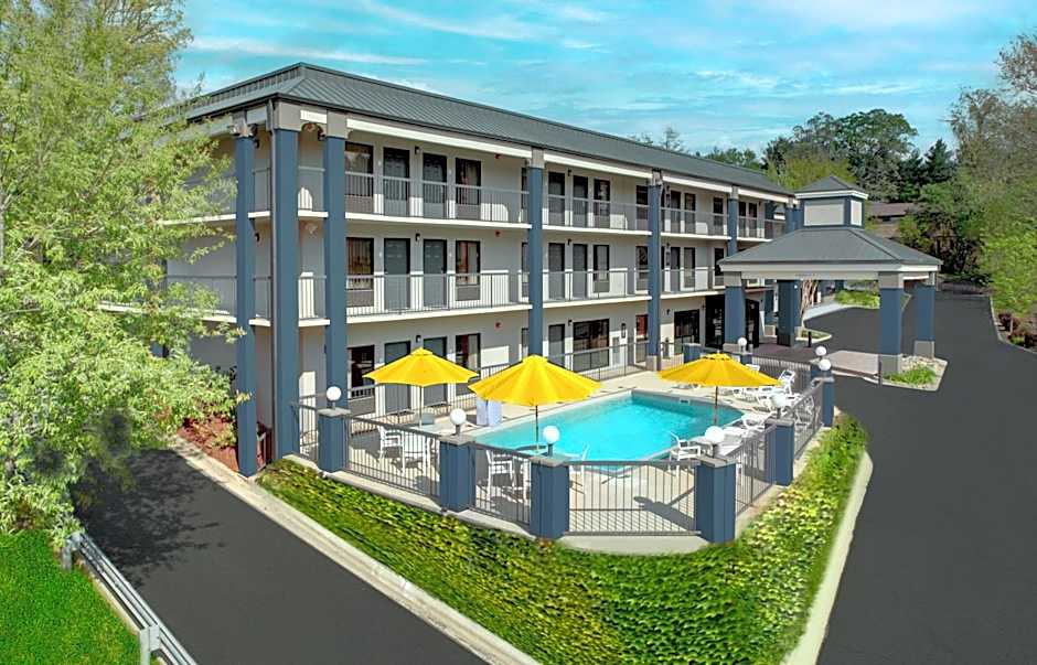 Clarion Inn Biltmore Village