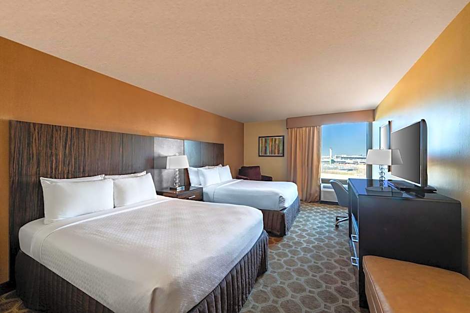 Crowne Plaza Newark Airport
