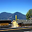 Lake Marina Inn