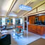Spinnaker Inn of Naples