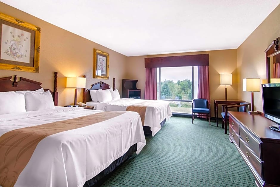 Quality Inn & Suites Carthage