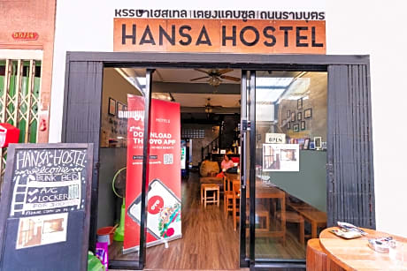 OYO 612 Hansa Hostel