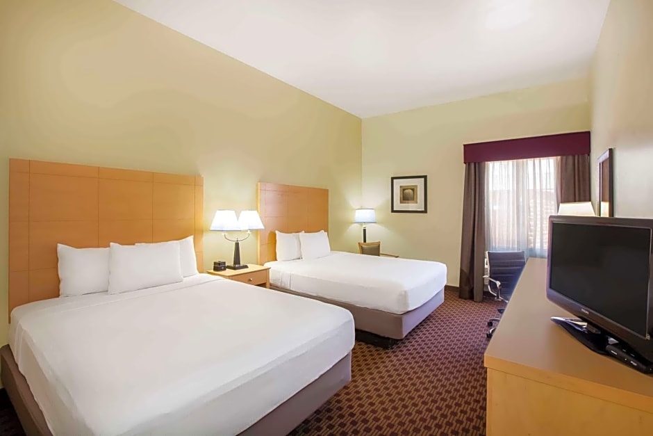 La Quinta Inn & Suites by Wyndham Odessa North