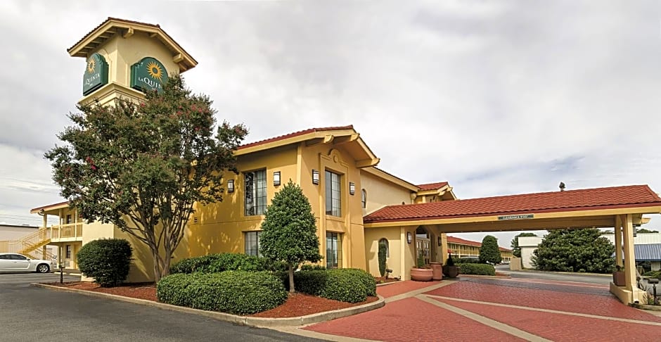 Baymont by Wyndham Greenville Woodruff Rd