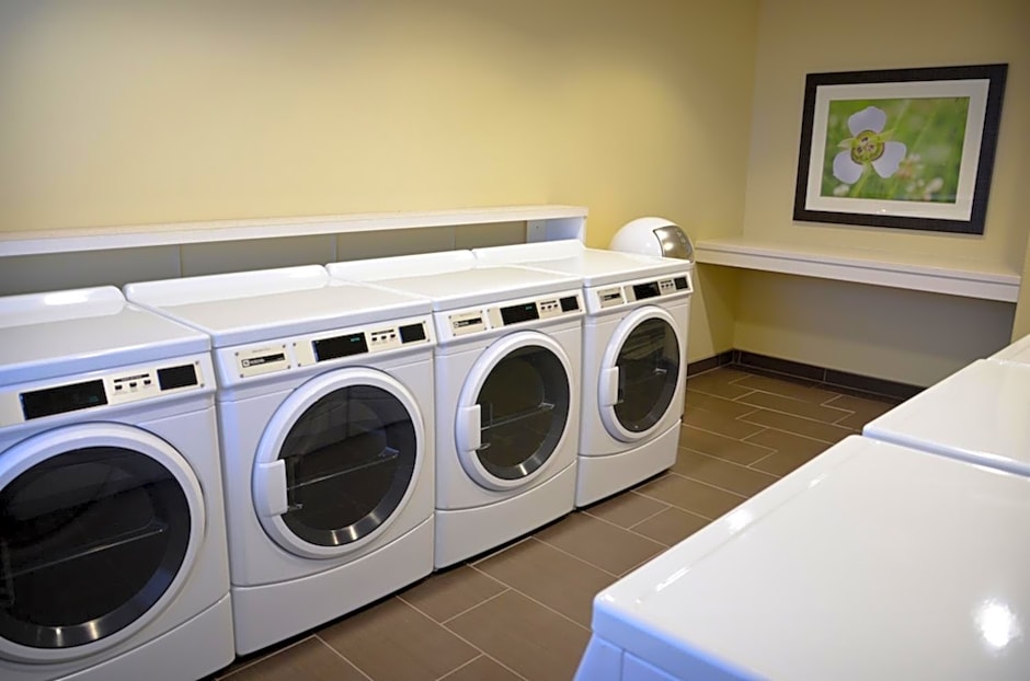Candlewood Suites Denver Northeast - Brighton