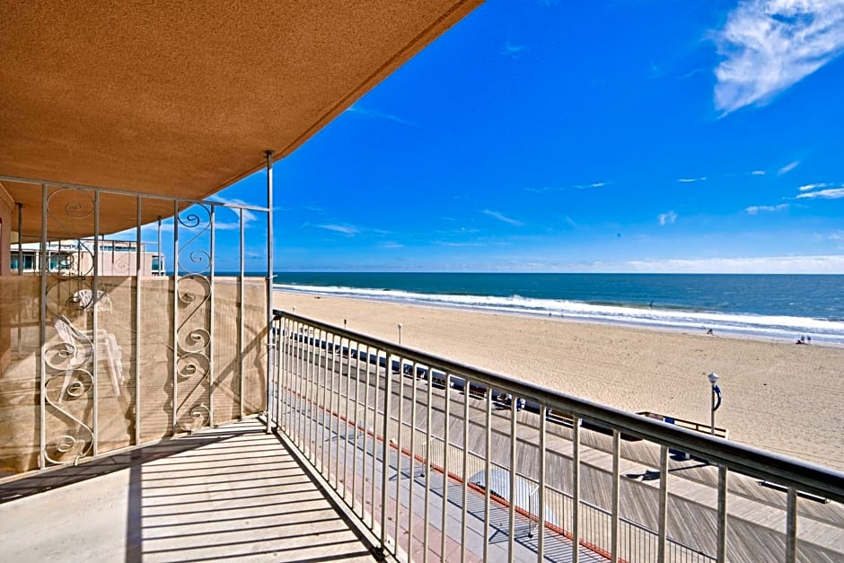Grand Hotel Ocean City Oceanfront