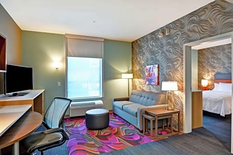 1Queen Hearing Accessible Suite Nonsmoking