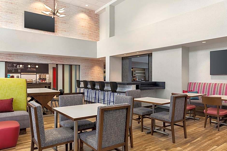 Hampton Inn & Suites Oroville