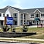 Rodeway Inn & Suites