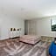 Super nice and spacious 9BDR home
