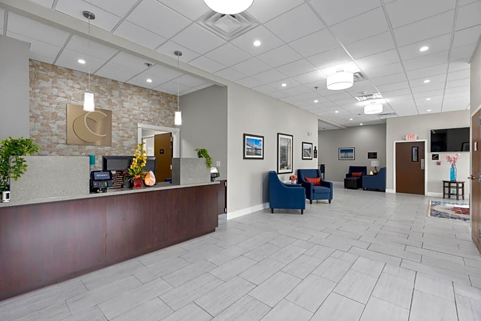 Comfort Inn & Suites St. Louis-Hazelwood