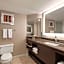 LaGuardia Plaza Hotel