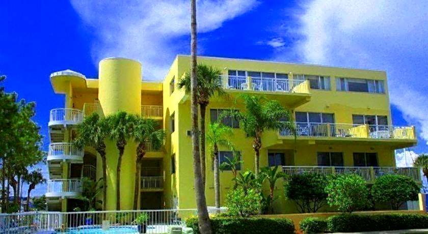 Chart House Suites and Marina