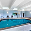 Comfort Suites Palestine