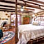 Loba Luna Bed & Breakfast