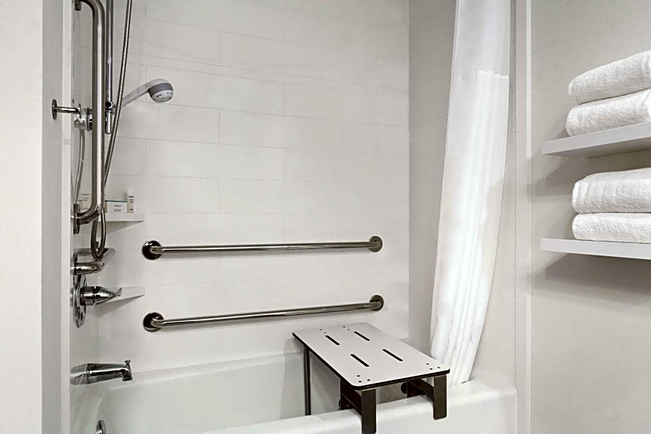 Hampton Inn By Hilton Oklahoma City-I-40 E. (Tinker Air Force Base)