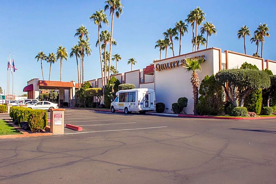 Ramada by Wyndham Tempe Near ASU