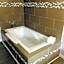 Kings Row Inn