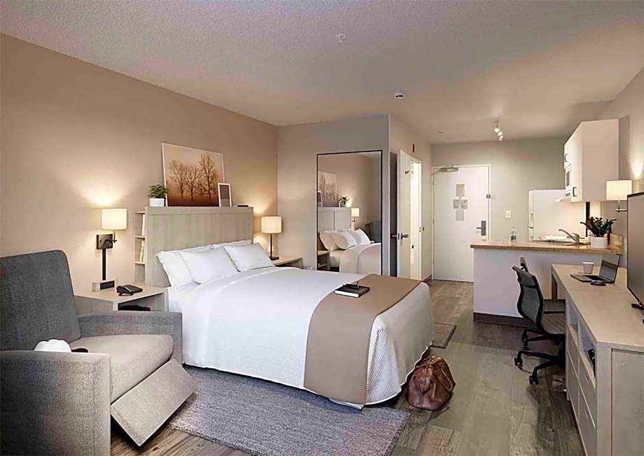 Extended Stay America Suites - Long Island - Melville
