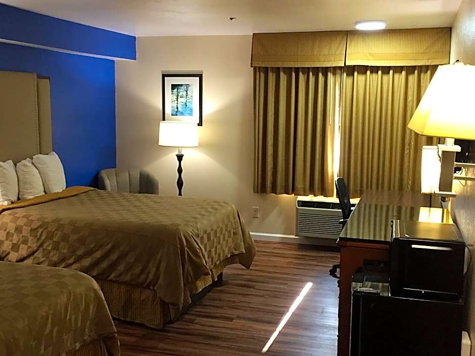 California Inn and Suites Bakersfield