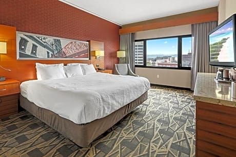 King Room with Roll-In Shower - Disability Access/Non Smoking