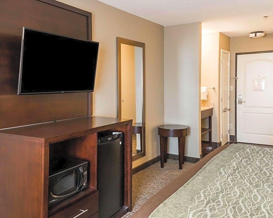 Comfort Inn & Suites Pharr