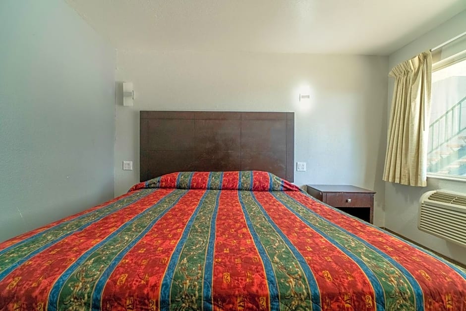 Xpress Inn & Extended Stays