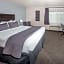 Baymont by Wyndham Glenview