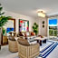 Lux 3BR City-View Retreat in Hollywood, 4th Floor