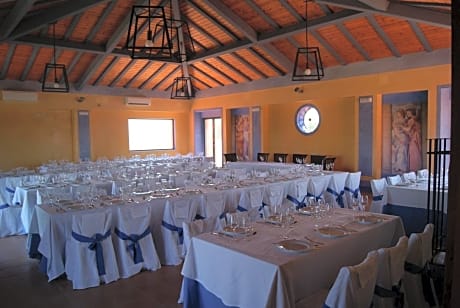 Hotel San Miguel del Valle Amblés - Alojamientos en EL FRESNO