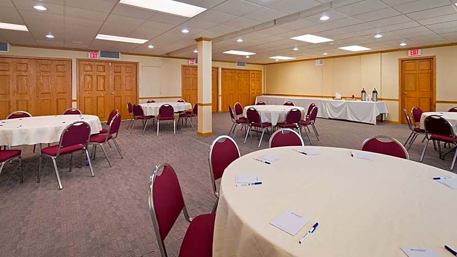 SureStay Plus by Best Western Syracuse Airport Htl