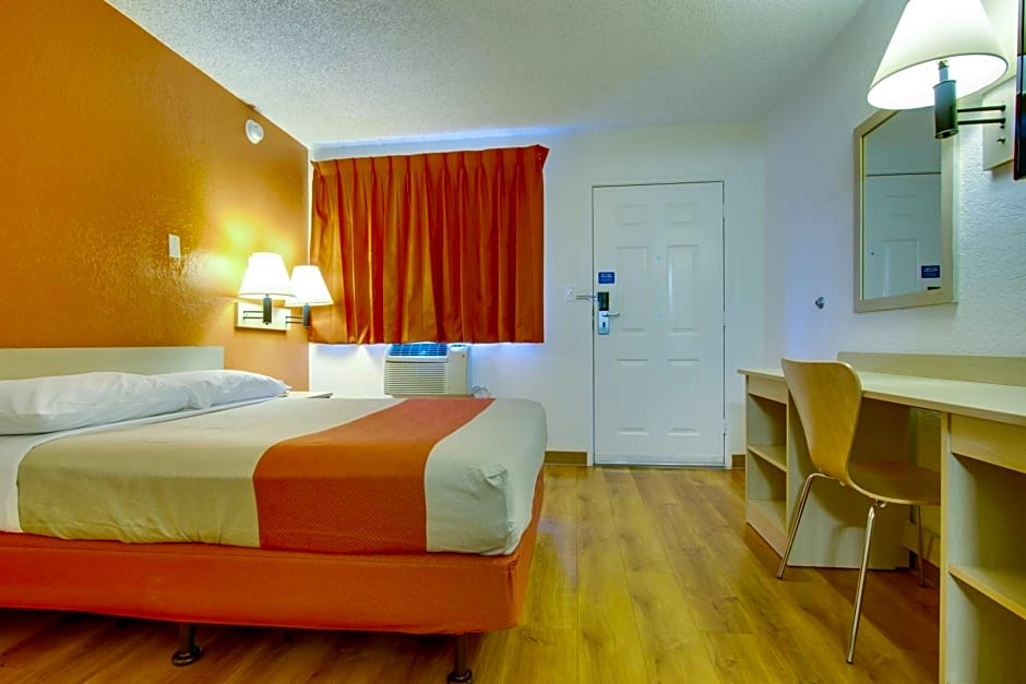 Motel 6-Tempe, AZ - Scottsdale South