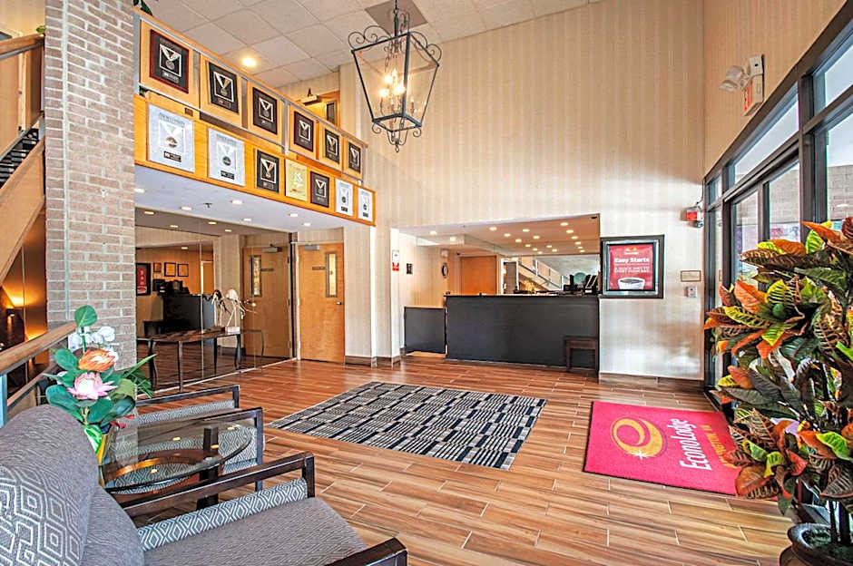 Econo Lodge Metro