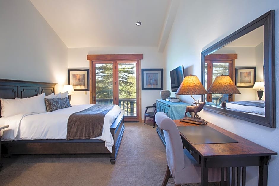Lodges At Deer Valley