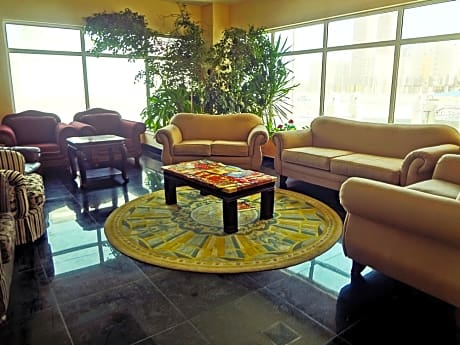 Blue Horizon Apartments