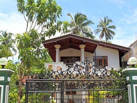 Weera Villa - D.H. Hikkaduwa