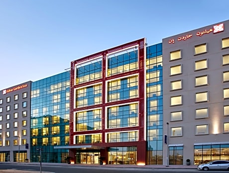 Hilton Garden Inn Dubai, Mall Avenue