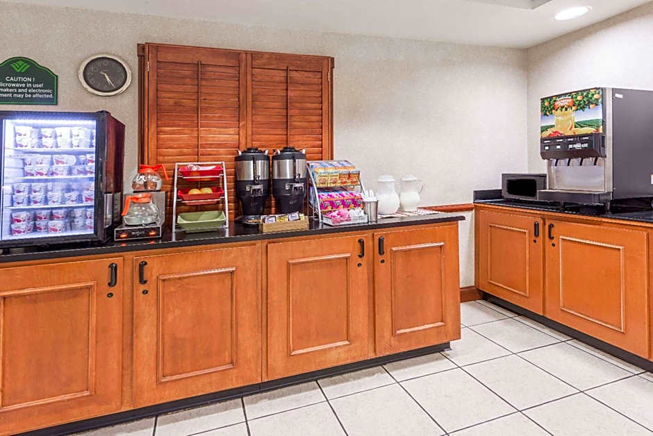 Wingate by Wyndham Indianapolis Airport-Rockville Rd.
