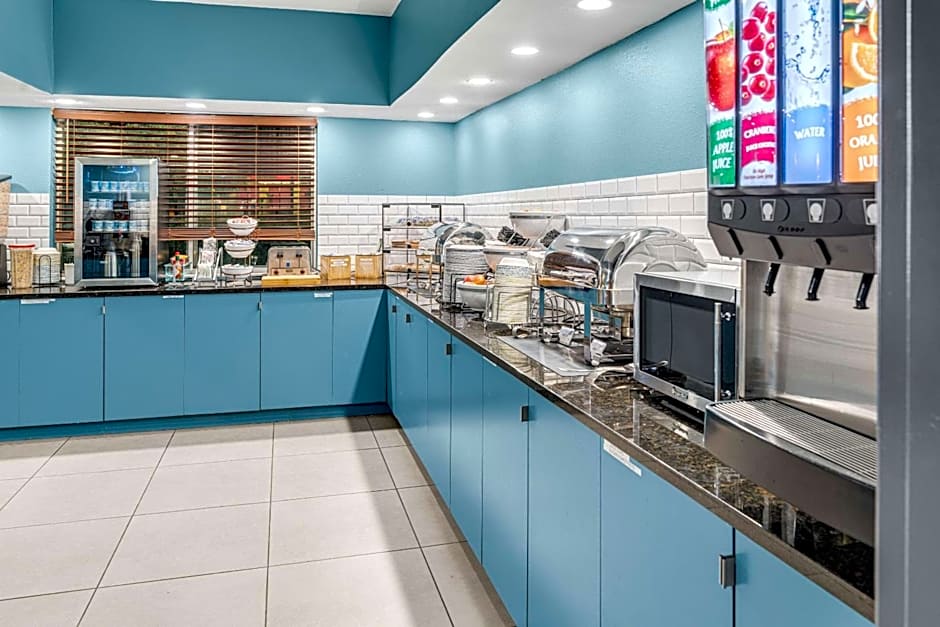 Country Inn & Suites by Radisson, Brookings