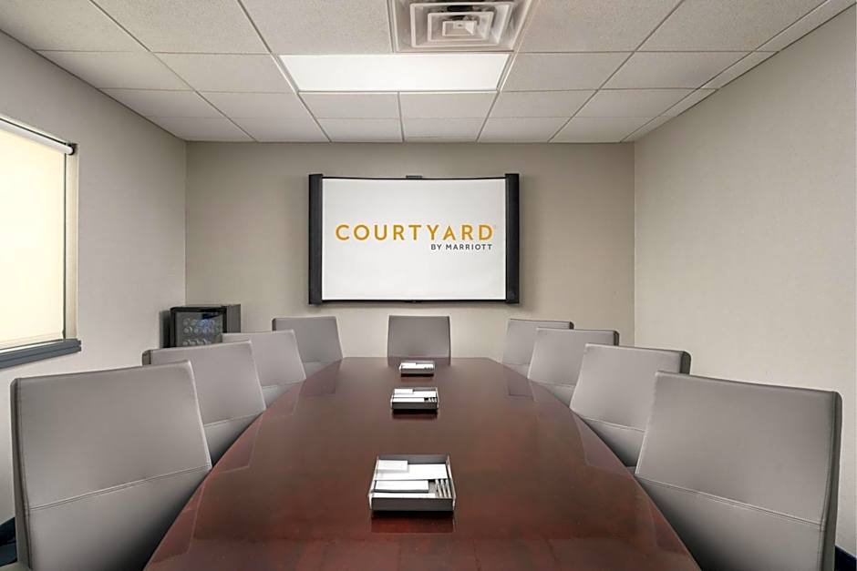 Courtyard by Marriott Melbourne West