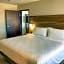 Holiday Inn Express Hotel & Suites Lubbock West