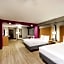La Quinta Inn & Suites by Wyndham Chattanooga-Hamilton Place