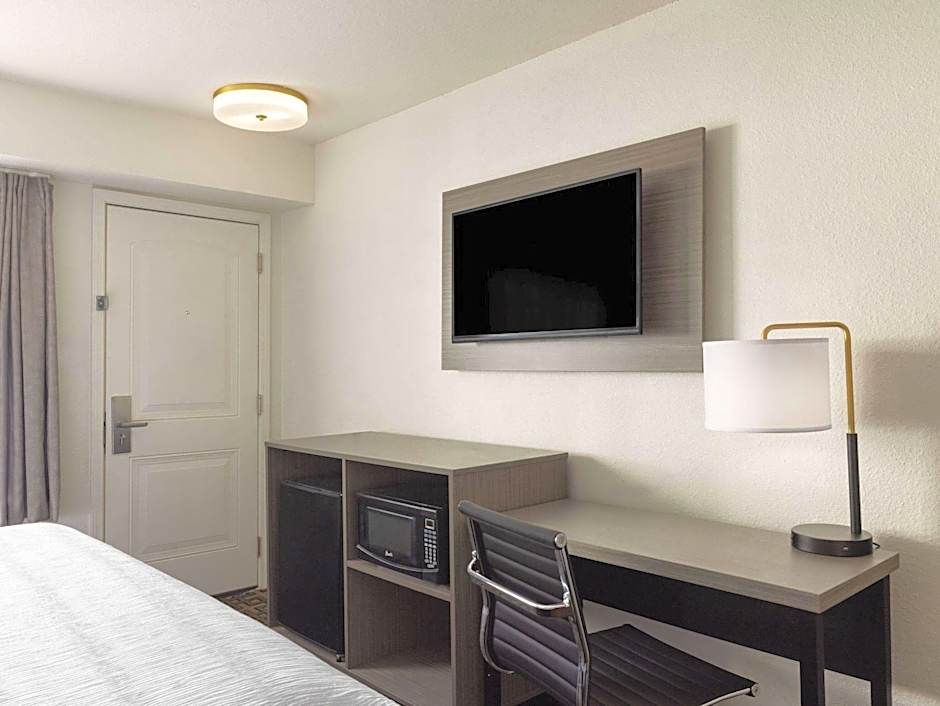 Ramada by Wyndham Elko Hotel at Stockmen's Casino