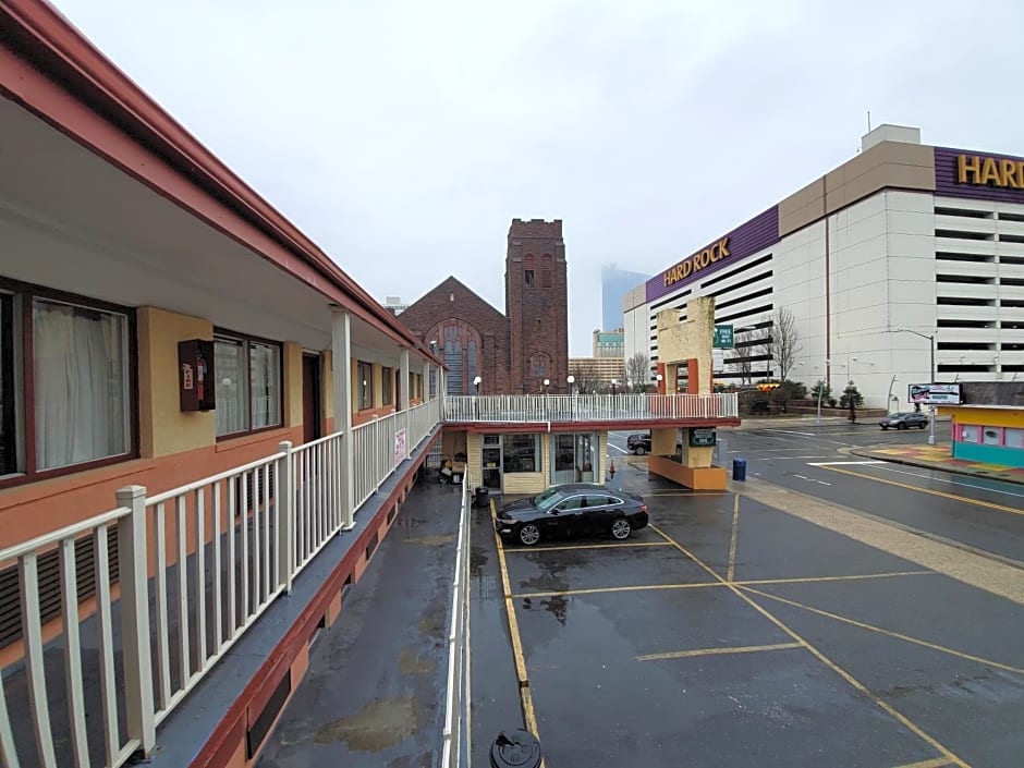 Atlantic Motor Inn Near Boardwalk