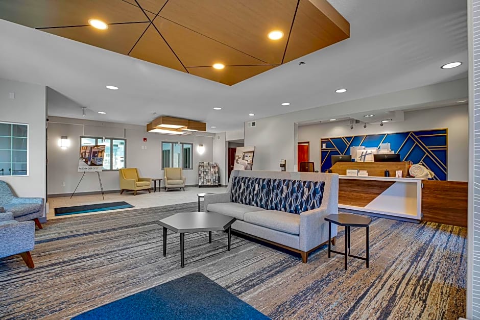 Holiday Inn Express Hotel & Suites Portland - Jantzen Beach